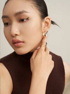 Minimalist S925 Sterling Silver Earrings – Smooth Finish with Subtle Texture (Gold/Silver Options) - Image 2