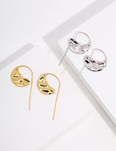 Lunar Phase S925 Silver Earrings – Textured Moon Drop with High-Shine Finish - Image 3