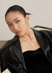 Mirror Lake S925 Sterling Silver Double Layer Necklace – Pearl & Beaded Chain with Lake Pendant - Image 2