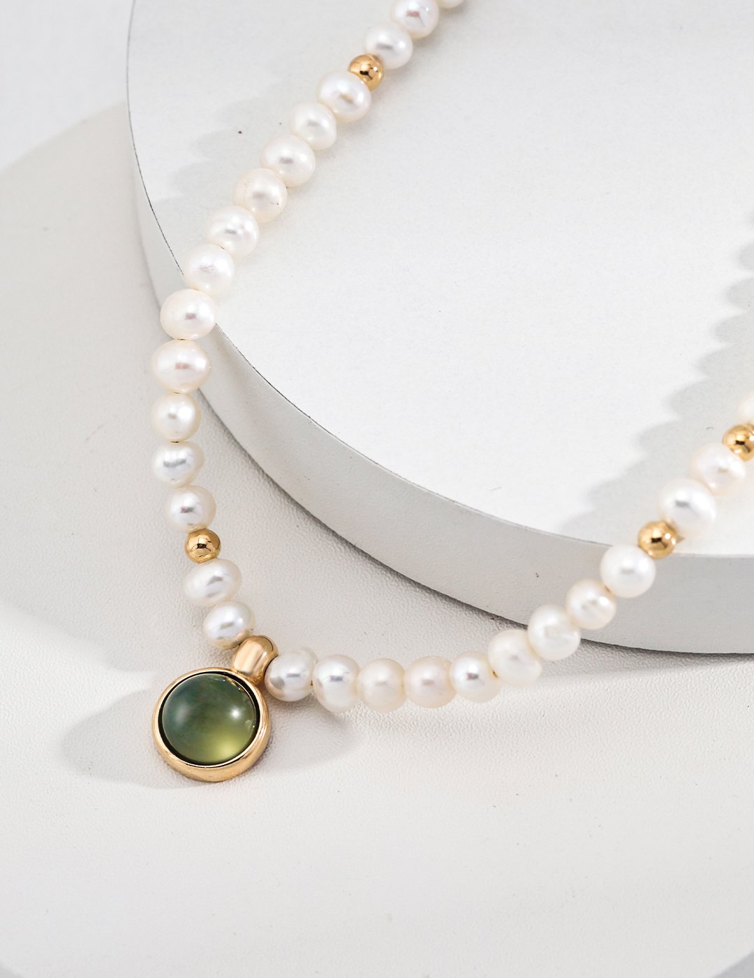Vintage Style Pearl and Moss Agate Necklace in Sterling Silver