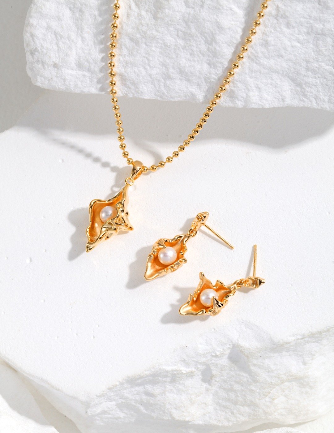 Gold & Silver Seashell Pearl Necklace | S925 Sterling Silver Ocean-Inspired Jewelry