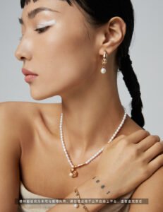 Silk-Inspired S925 Silver Pearl Necklace – Fluid Ribbon Design with Natural Pearls - Image 2