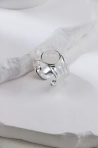S925 Sterling Silver Spotted Stone/Rock Crystal Ring | Minimalist Wide Band Statement Piece - Image 4