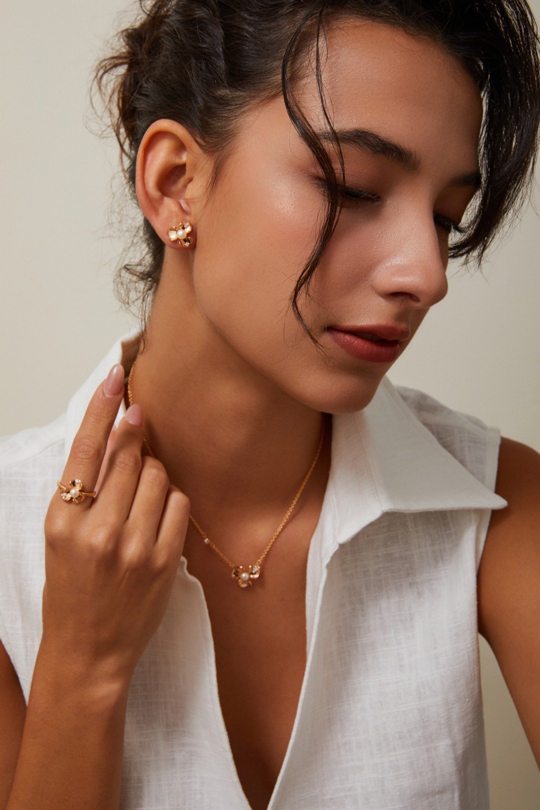 Floral elegance zircon ring | S925 silver petal design - Image 2