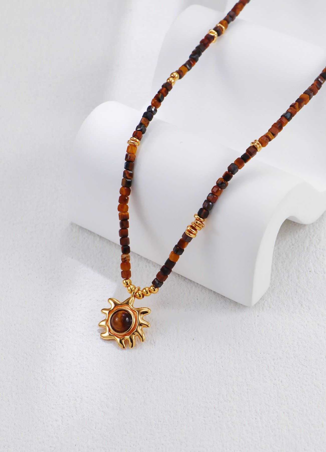S925 silver gold plated tiger eye sun pendant necklace with beaded design