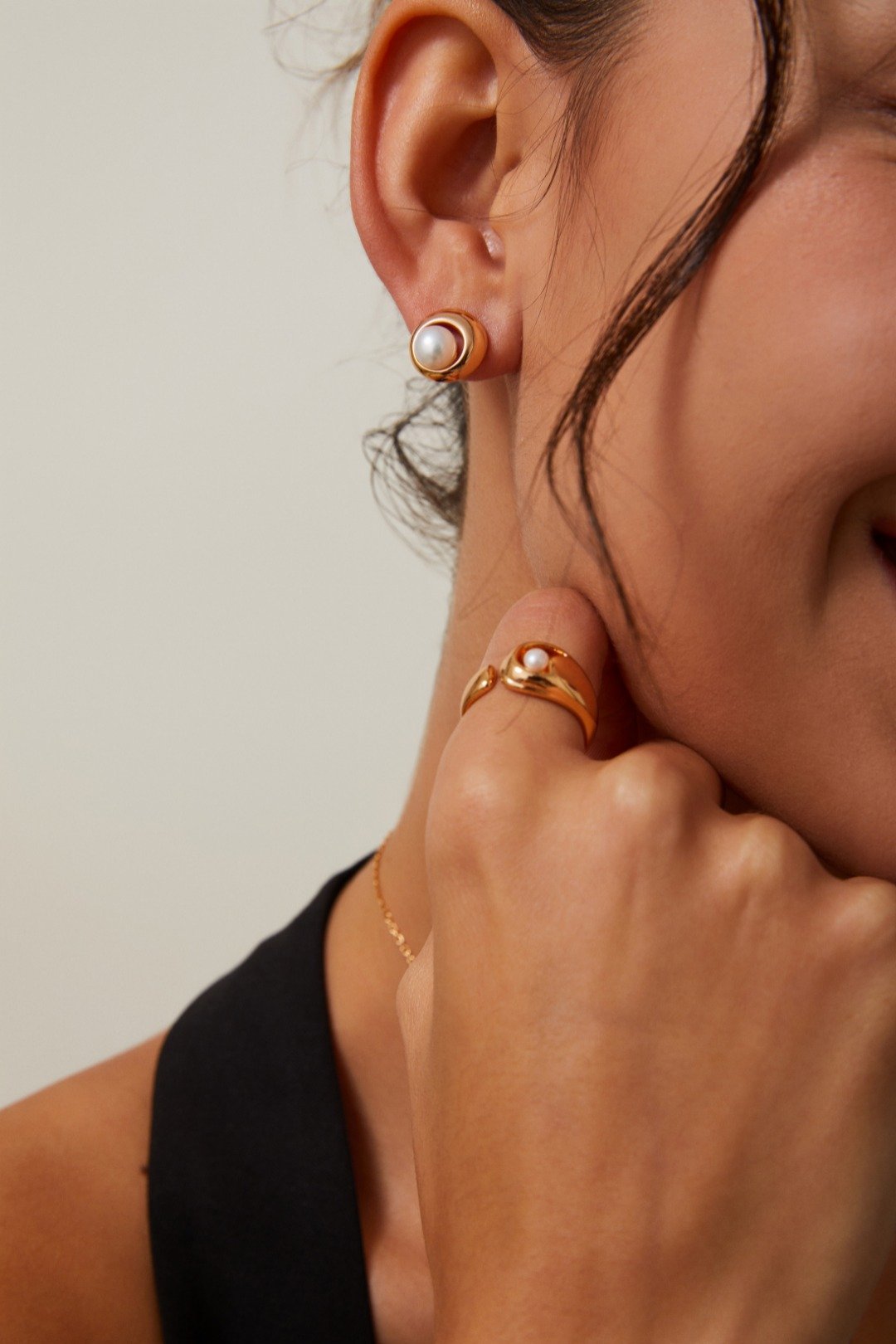 The secret weapon to enhance your elegance | S925 silver pearl earrings