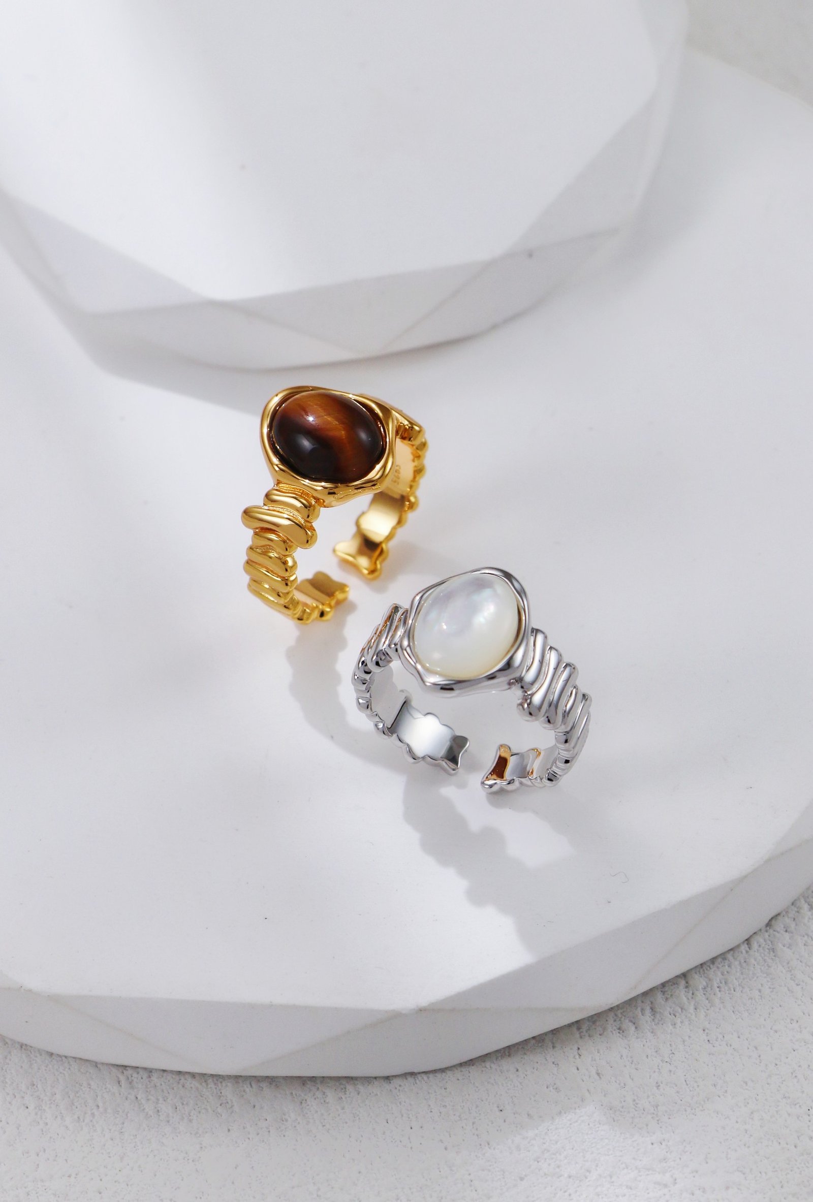 S925 silver adjustable braided ring with tiger eye or white shell gemstone