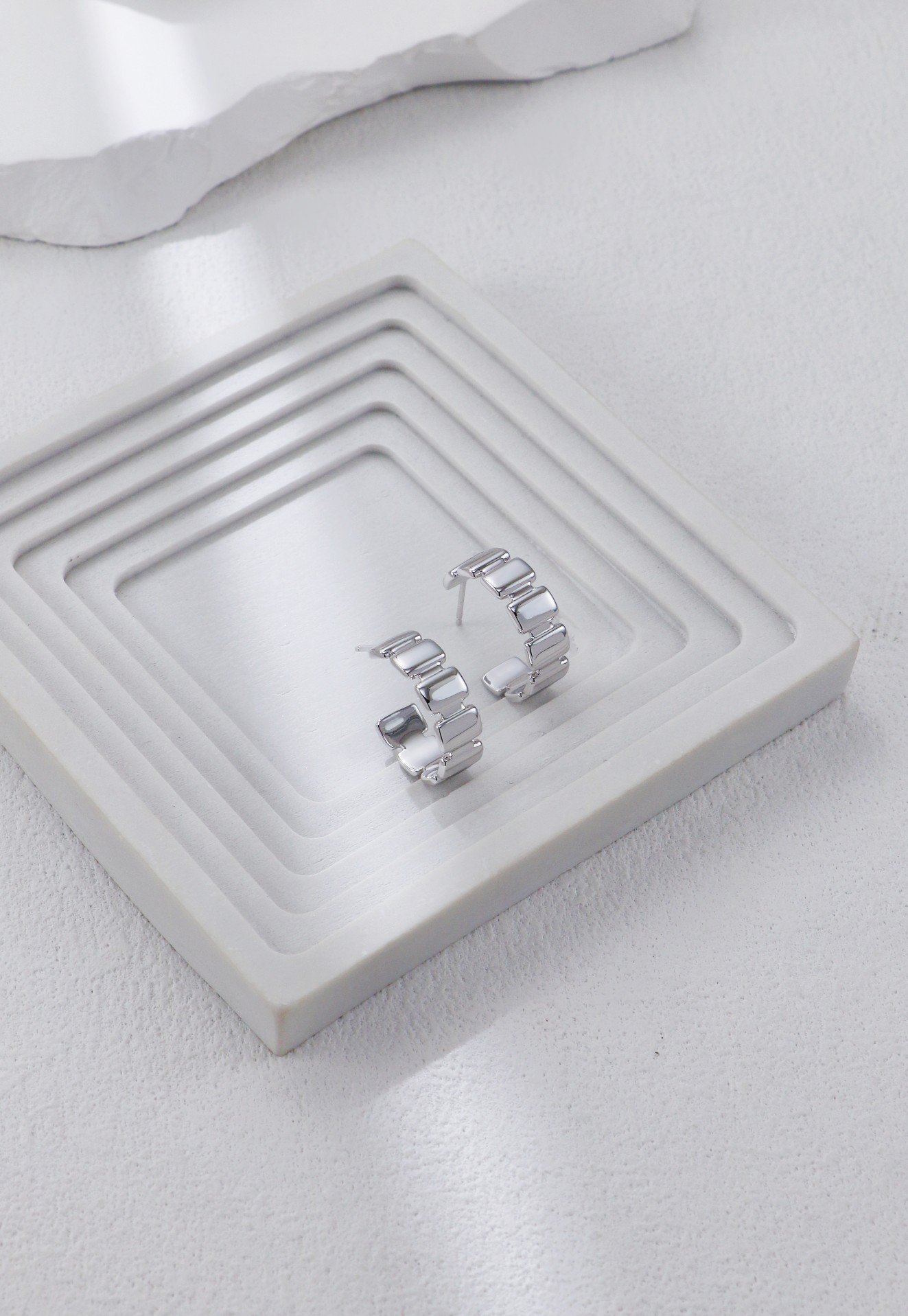 Modern Statement C-Hoop Earrings | S925 Silver Square Design - Image 6
