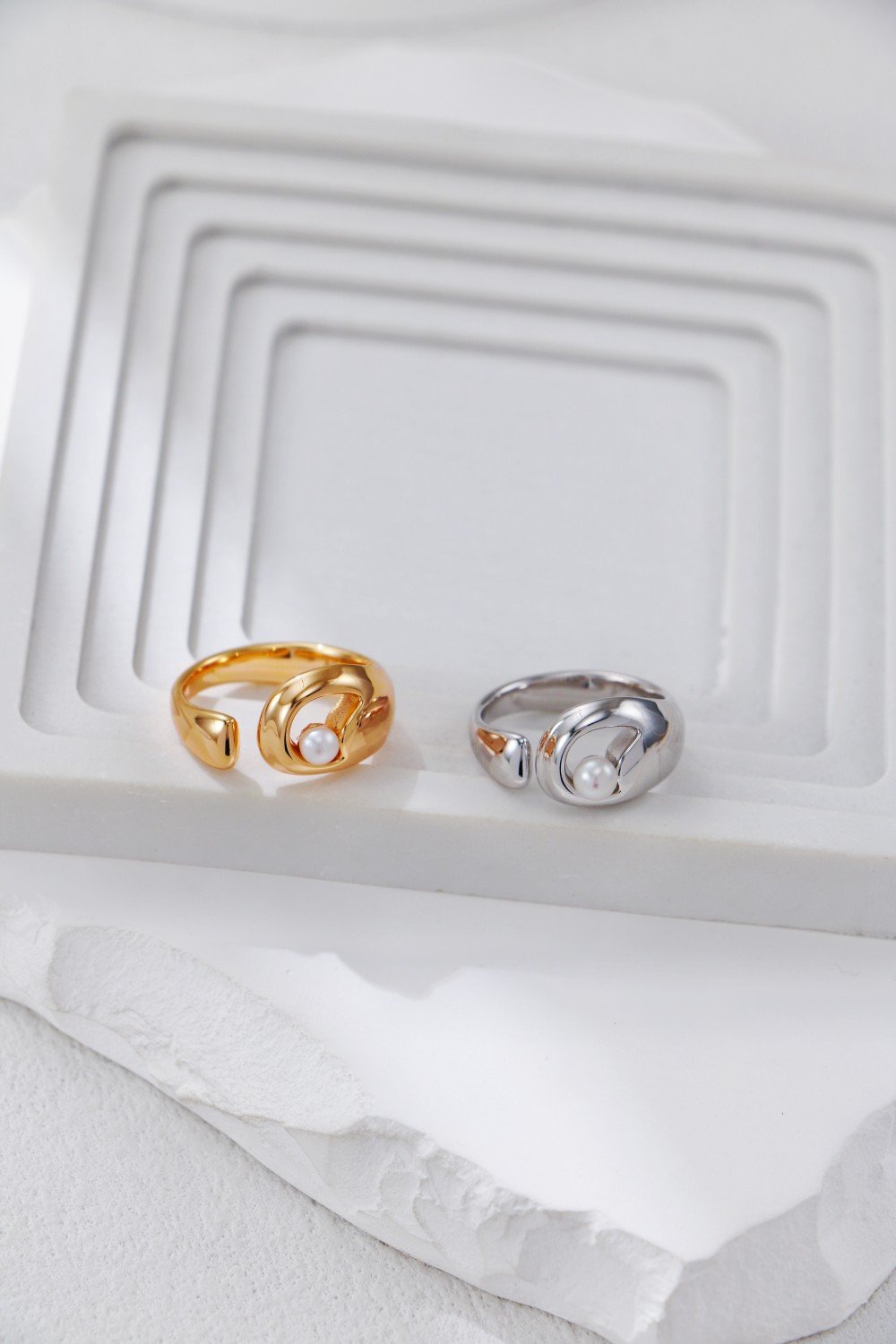 S925 Silver Modern Pearl Ring | Minimalist Open Band Style - Image 4