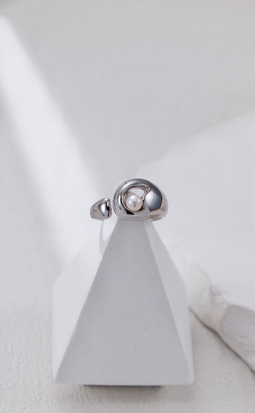 S925 Silver Modern Pearl Ring | Minimalist Open Band Style - Image 9