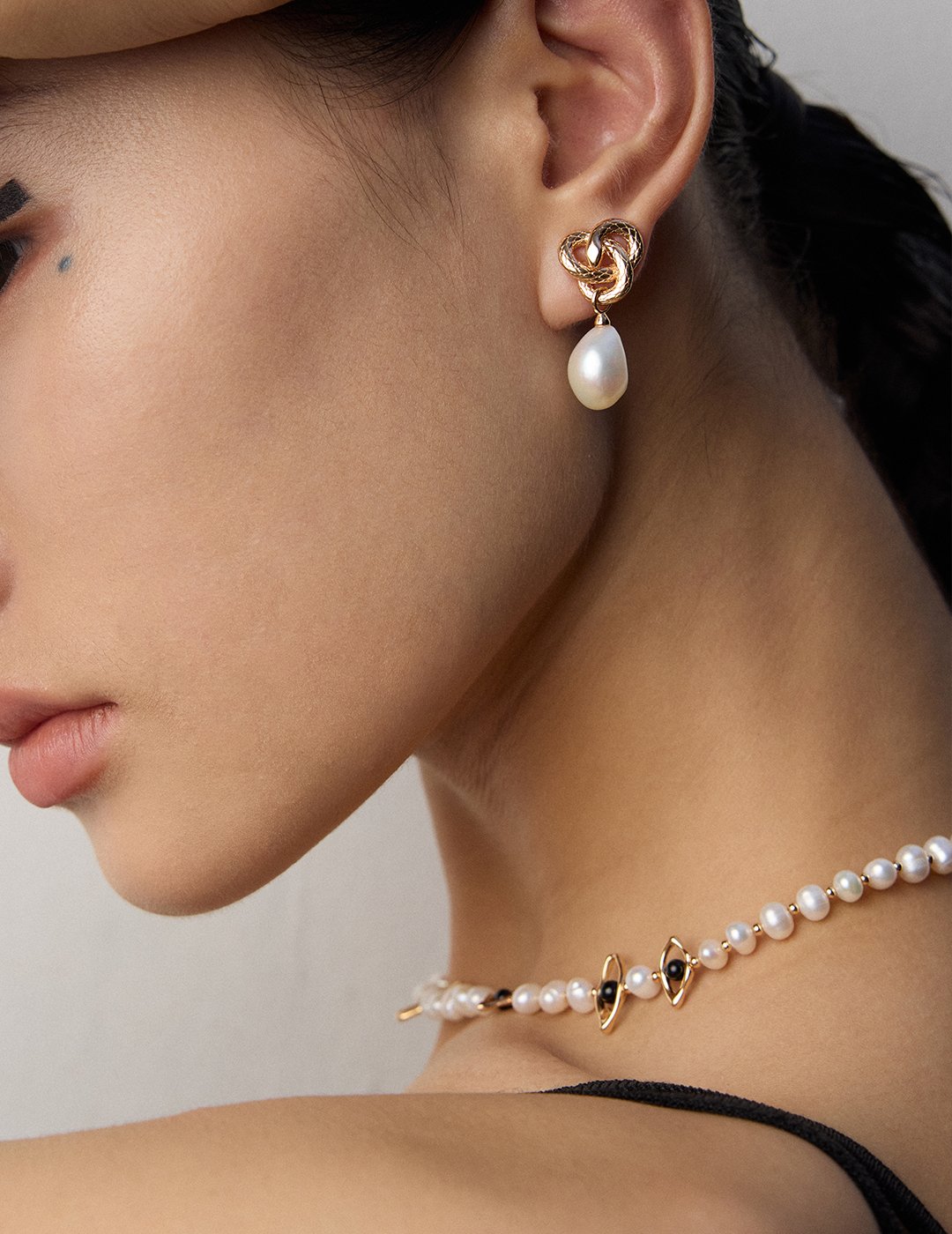 Starry Night Elegance- S925 Silver Pearl & Black Agate Necklace - Image 3