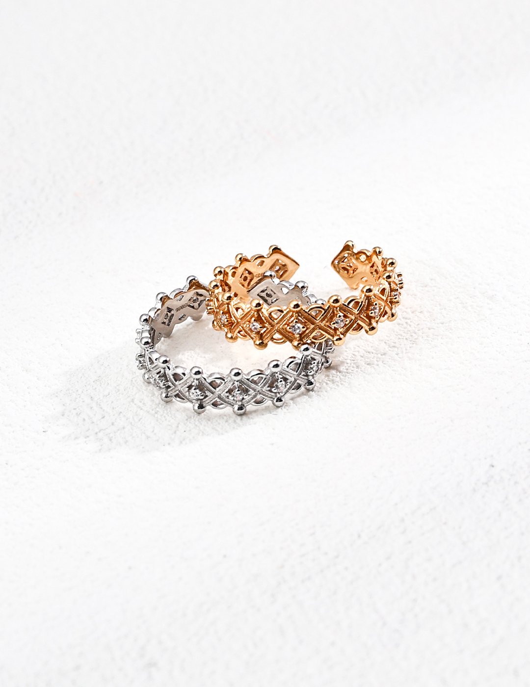 S925 silver adjustable open zircon ring in white gold and retro gold crown design