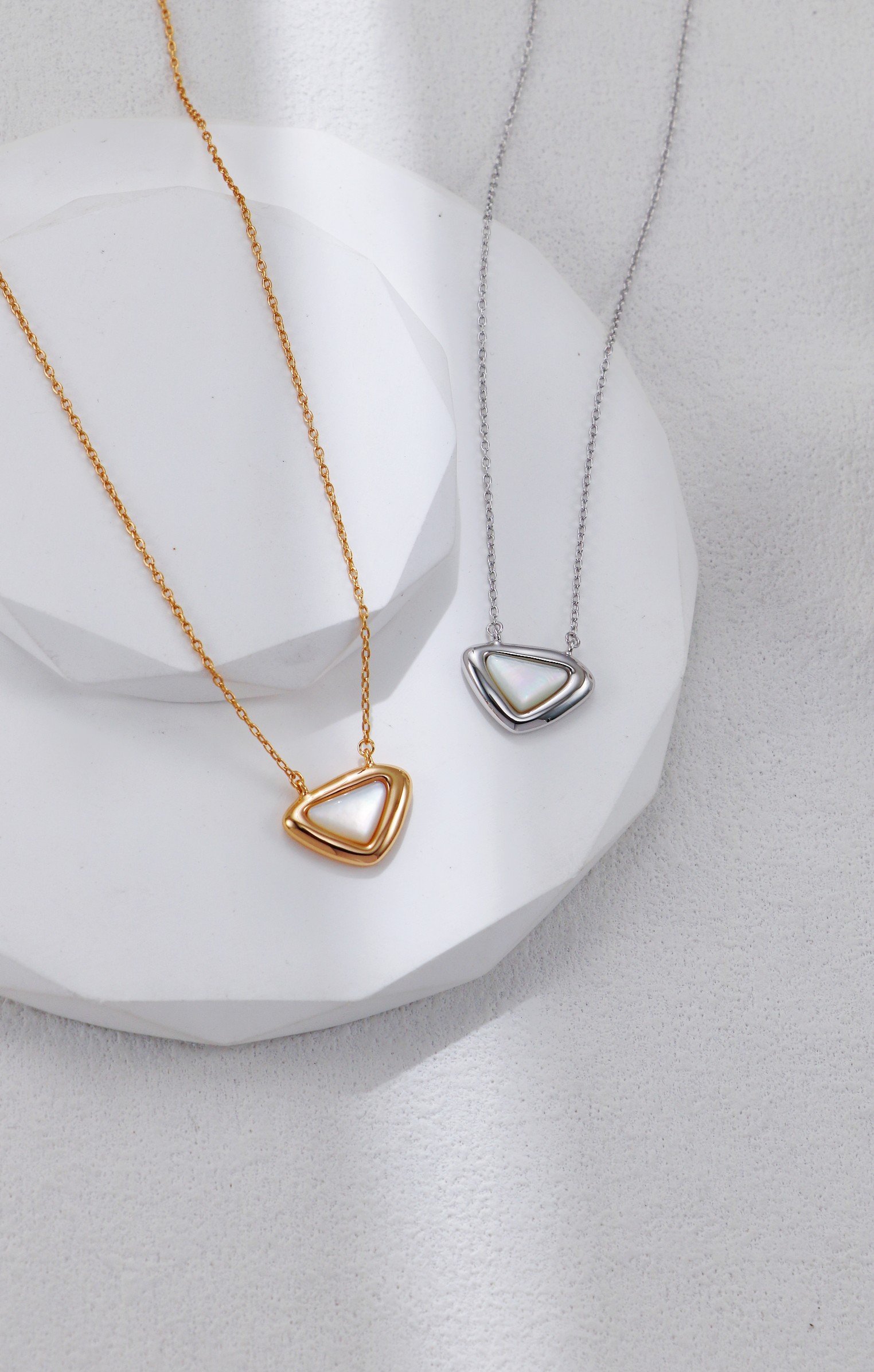 S925 silver white shell triangle pendant necklace, geometric shell charm necklace, minimalist sterling silver triangle necklace