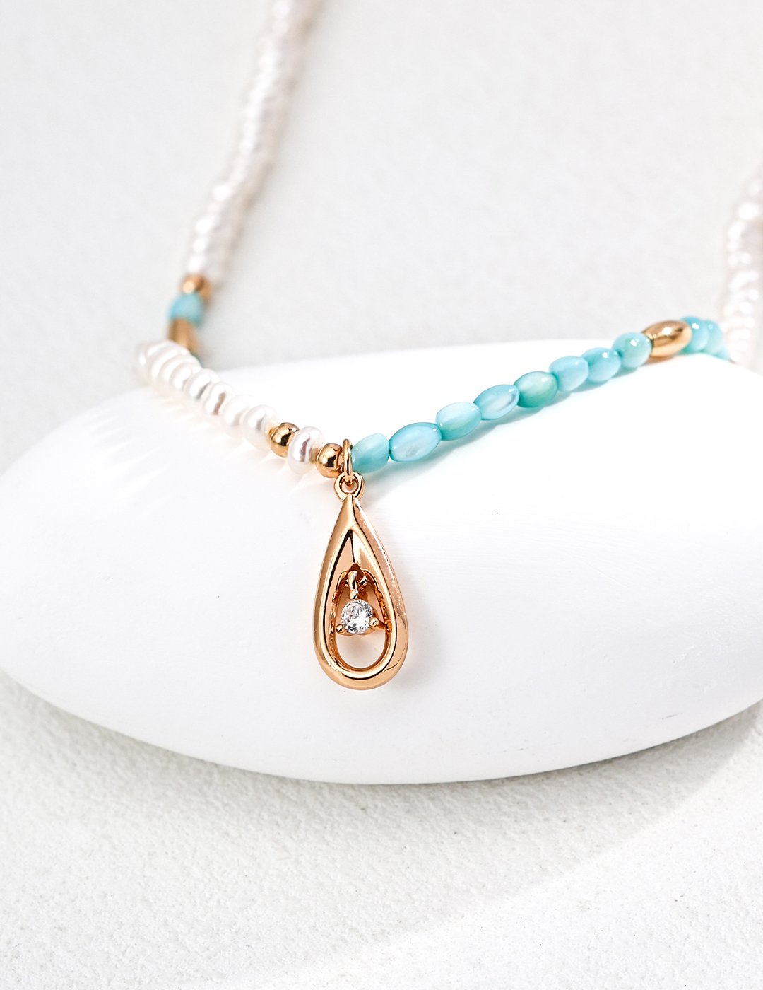 Dainty teardrop zircon pendant | S925 pearl & mother-of-pearl necklace - Image 4
