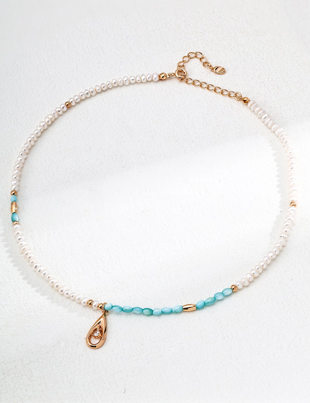 Dainty teardrop zircon pendant | S925 pearl & mother-of-pearl necklace